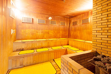 Sweat and be refreshed in the sauna